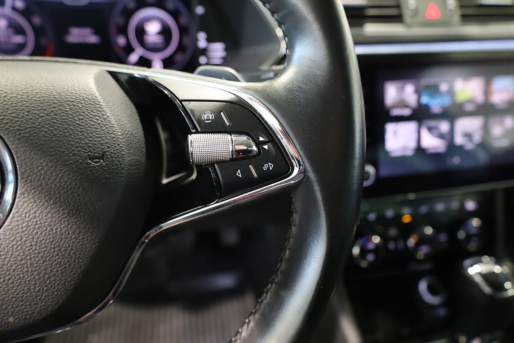 Skoda Superb 1.4 TSI iV L&K Drag Värmare Kamera Leasbar 2021