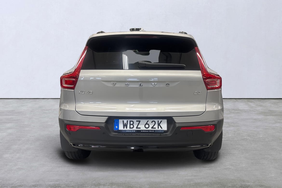 Volvo XC40 B3 FWD Bensin Plus Dark 2025, bild 5/10