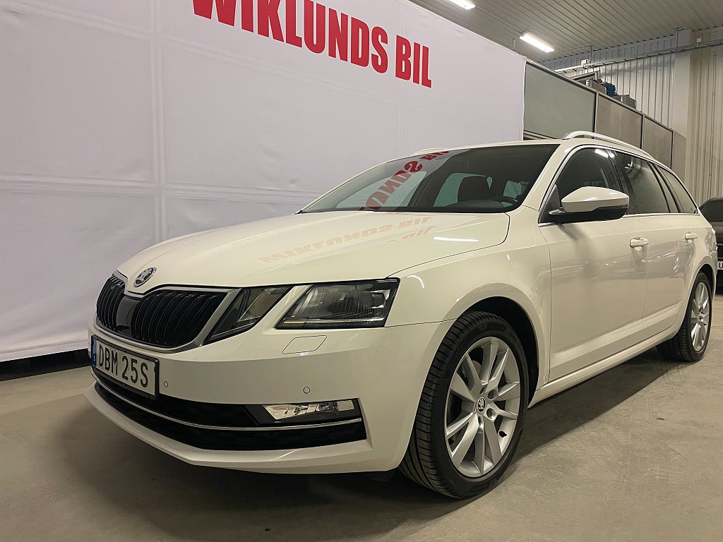 Skoda Octavia Kombi G-TEC 1.5 TSI DSG Värmare GPS Drag 