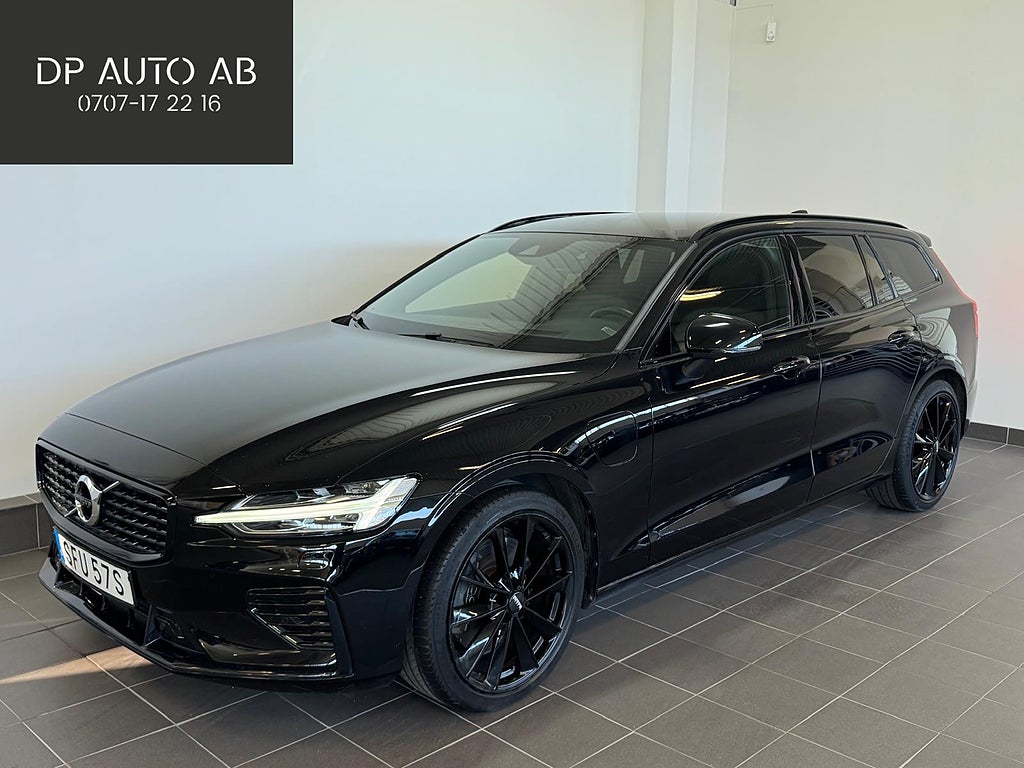 Volvo V60 Recharge T6 AWD R-Design HuD H/K Drag Kamera Värme MOMS