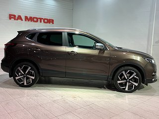 SUV Nissan Qashqai 7 av 30