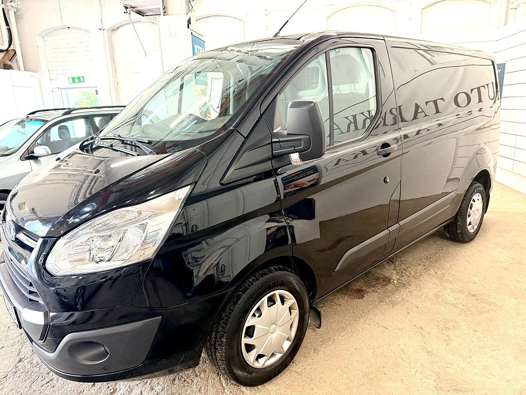 Ford transit Custom 270 2.0 TDCi, Drag, Dieselvärm, Nav, Backkamera