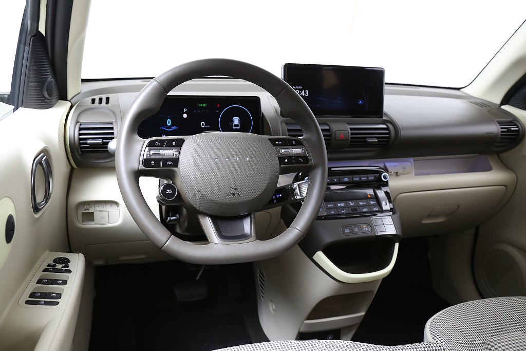 Hyundai Inster Advanced  49kWh 370km räckvidd fd demo | Moms 2025