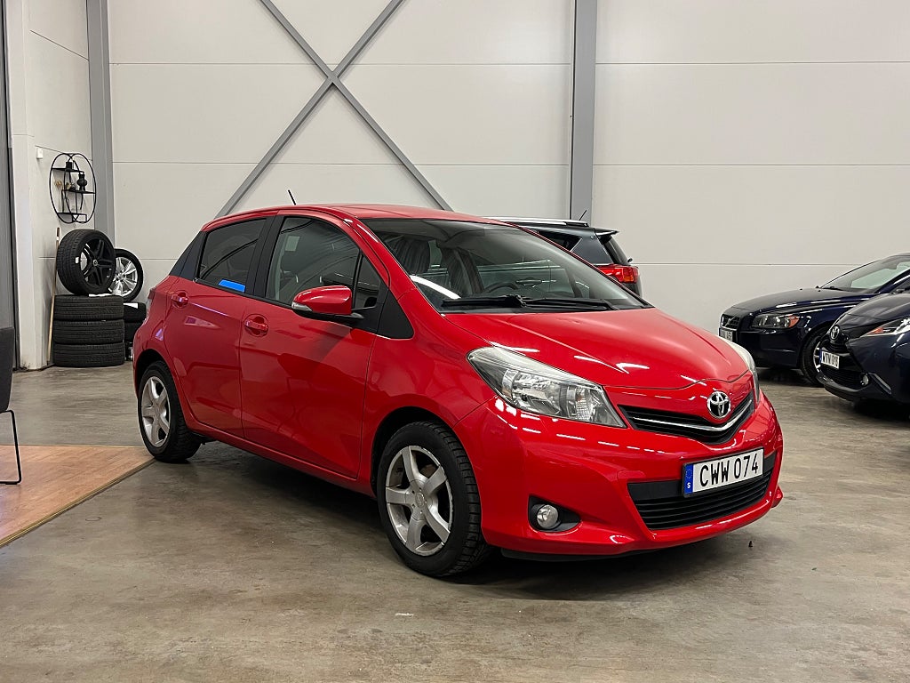 Toyota Yaris 5-dörrar 1.33 Dual VVT-i Edition 50 Kamera 99hk