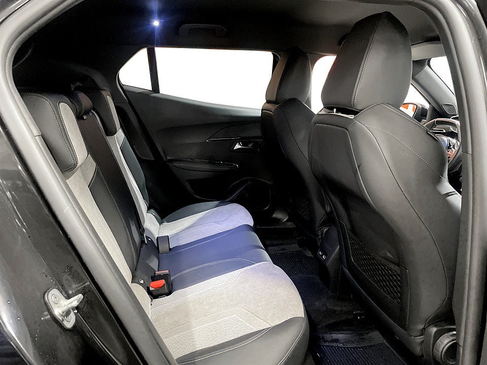 Bild på Peugeot E-2008 GT 50kWh 136hk Aut - B-KAMERA, CARPLAY
