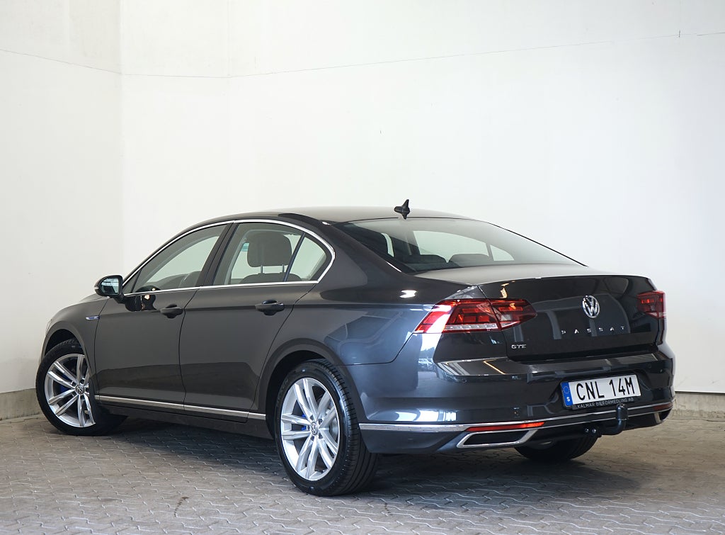 Volkswagen Passat GTE 1.4 GTE Automat Värmare Dragkrok Carplay Navi 218hk