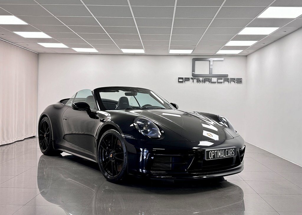 Porsche 992 / 911 Carrera 4 GTS Cab MOMS Burmeseter SE SPEC*