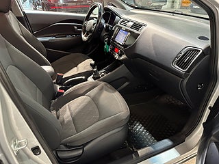 Kia Rio 5-dörrar 1.2 GLS S&V-hjul/Mvärm/Kamera/Navi/Rattvärm
