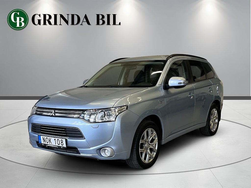 Mitsubishi Outlander PHEV CVT Business 203HK AWD DRAG KAMERA NAVI LADDKABEL