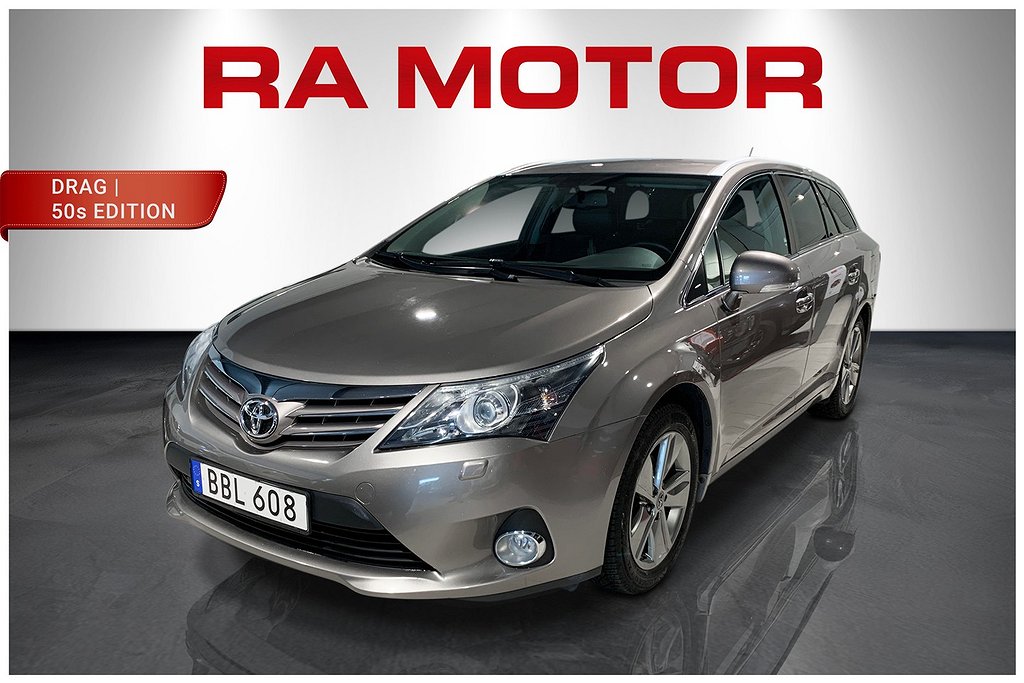 Toyota Avensis 1.8 S Edition 50 |Premium | Låga mil | Drag 2015