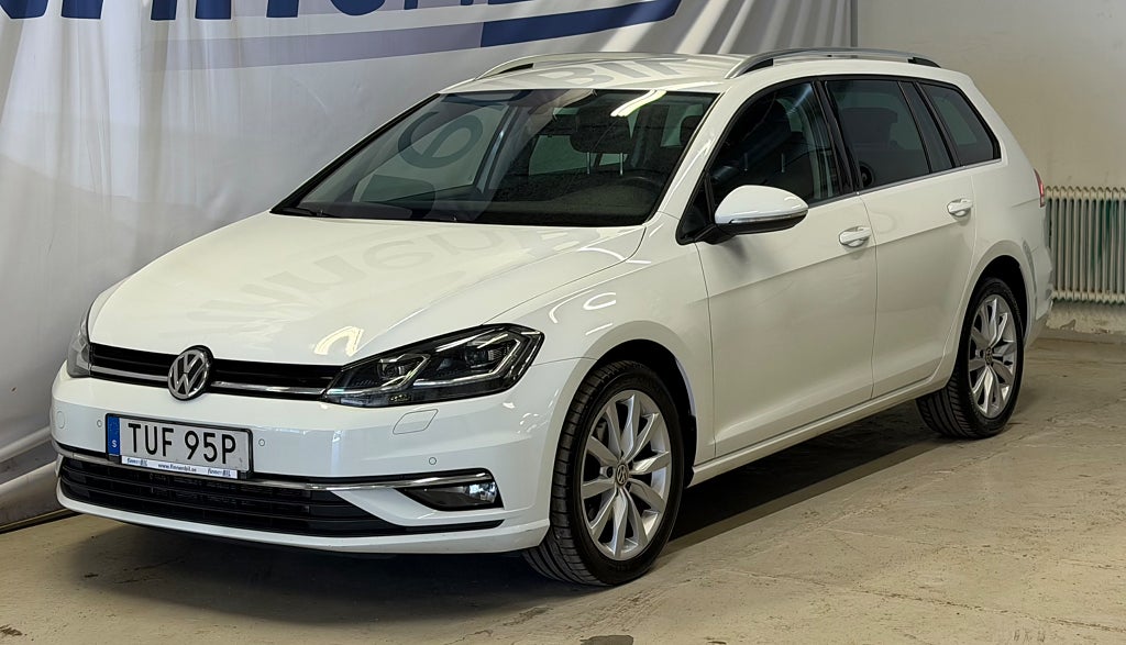 Volkswagen Golf Sportscombi 2.0 TDI DPF SCR Highline besiktigad