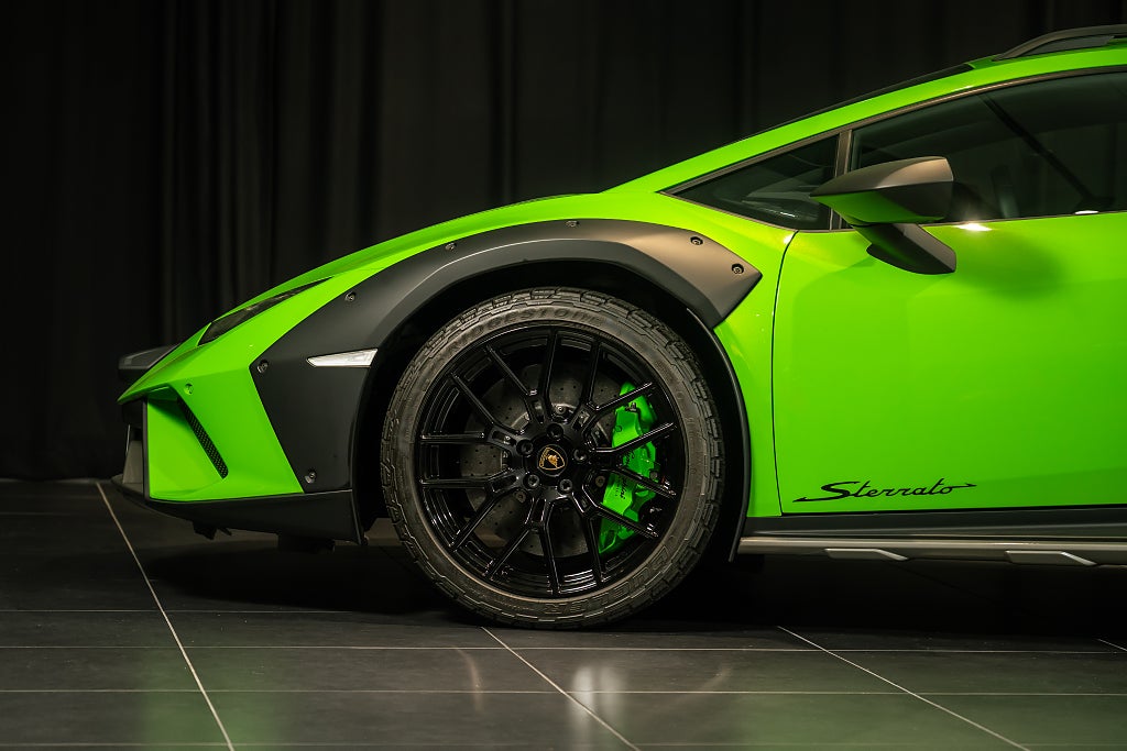 Gallery image 16 of 17