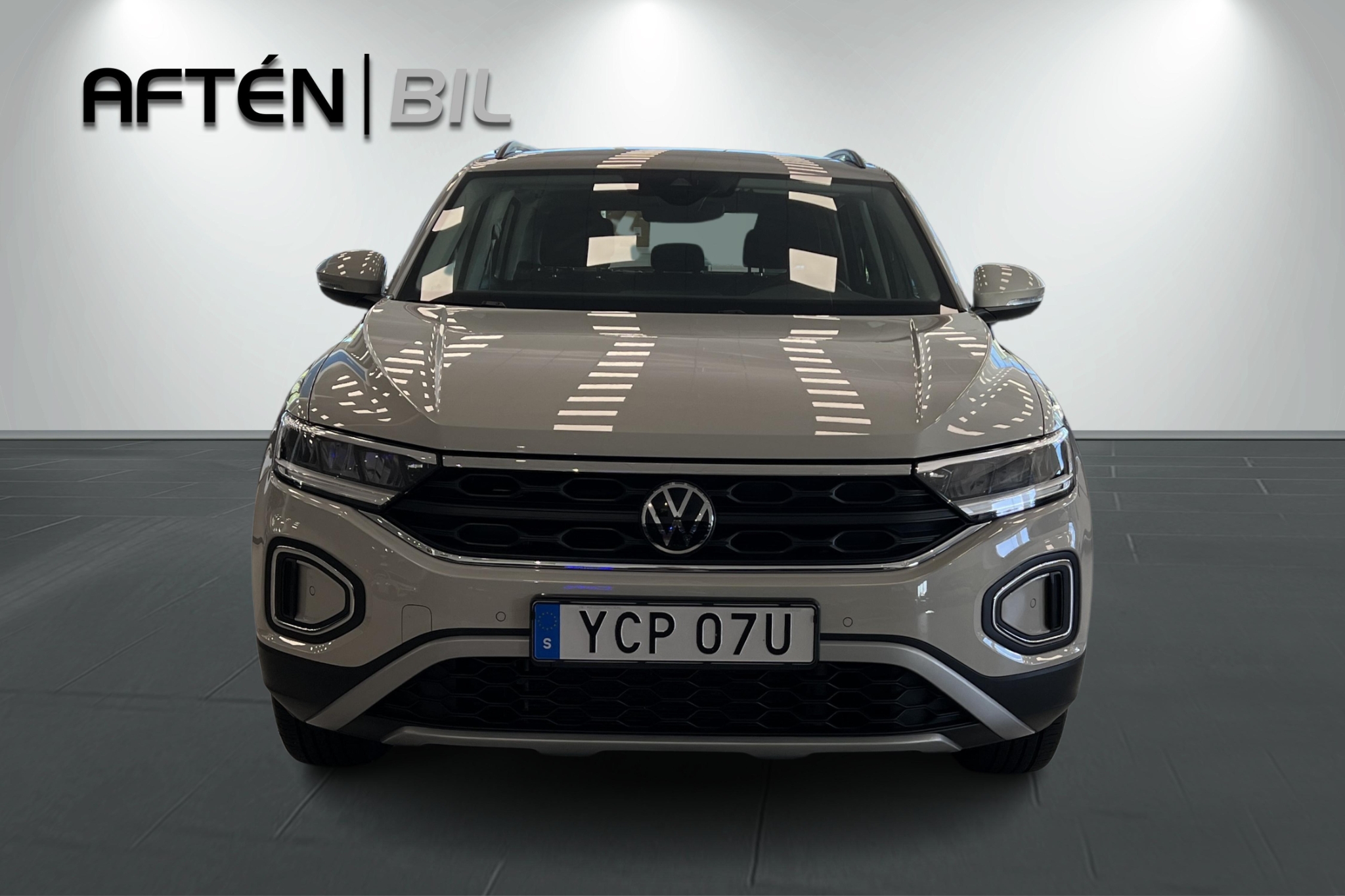 Volkswagen T-Roc 1.0 TSI 2023, bild 3/10