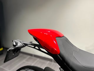 Ducati Monster V2 Plus DQS/ Termignoni slip-on / Endast 214 mil!