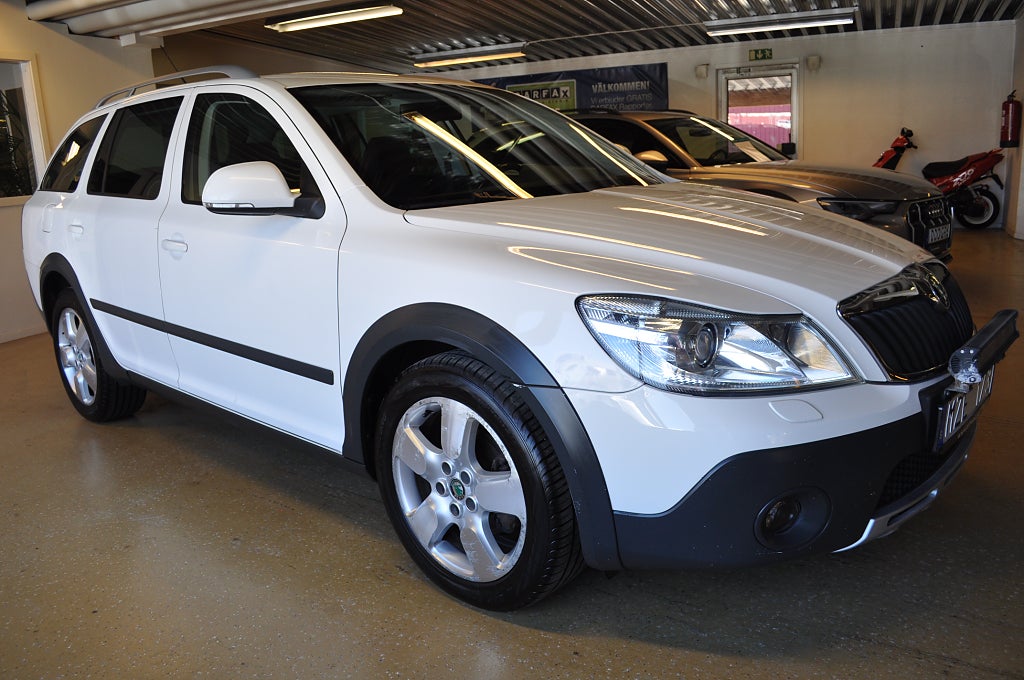 Skoda Octavia Scout 2.0 TDI DPF 4Motion Scout 