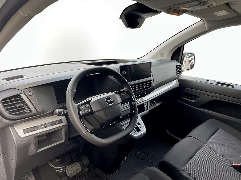 Bild på Opel Vivaro 180hk Automat L3