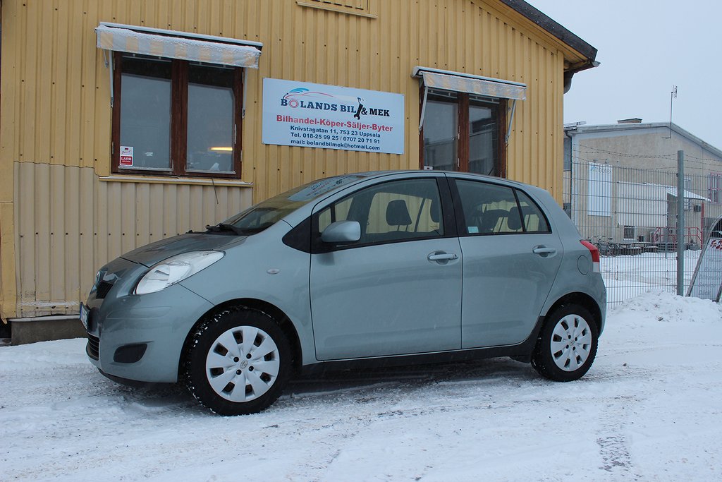 Toyota Yaris 5-dörrar 1.33 Dual VVT-i Euro 4)Låg milare