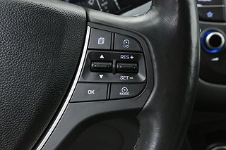 Halvkombi Hyundai i20 14 av 23