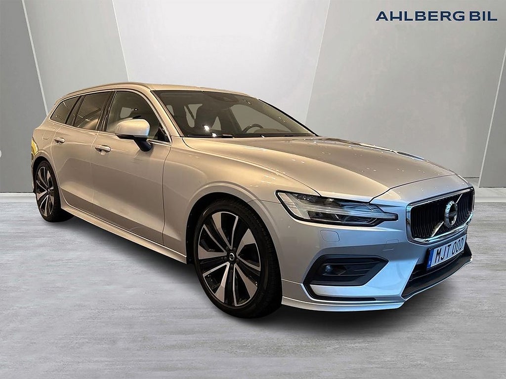 Volvo V60 D4 Momentum Advanced, Tonade rutor, 19\", Sportcha...