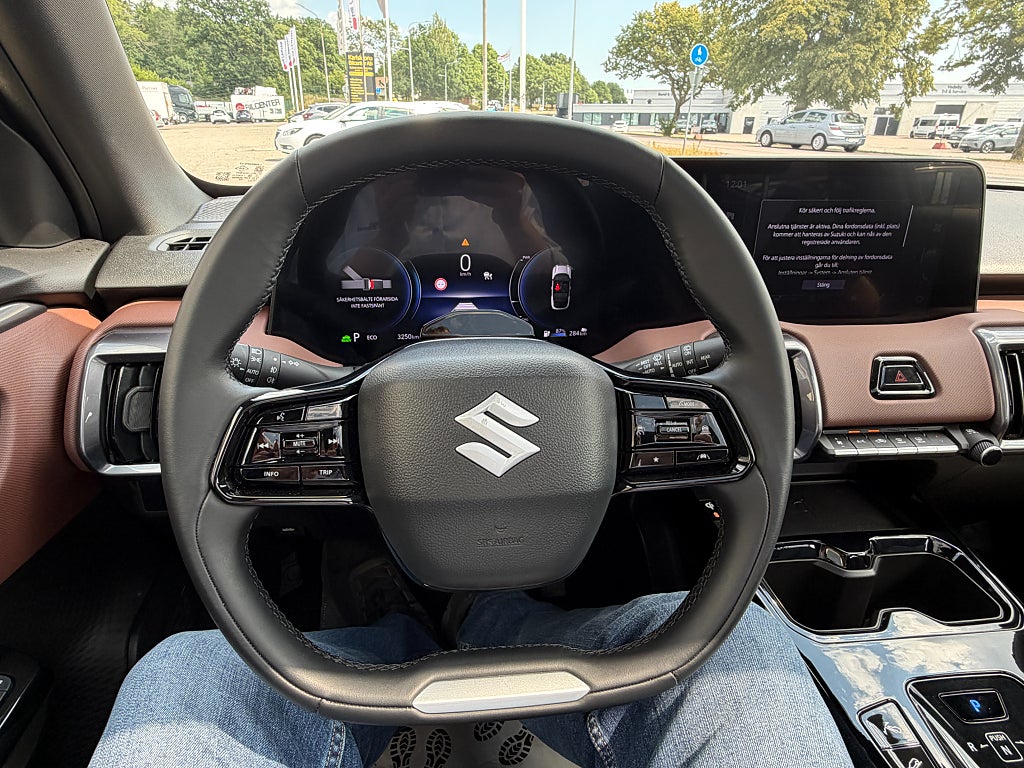 Suzuki e-Vitara INCLUSIVE 4X4