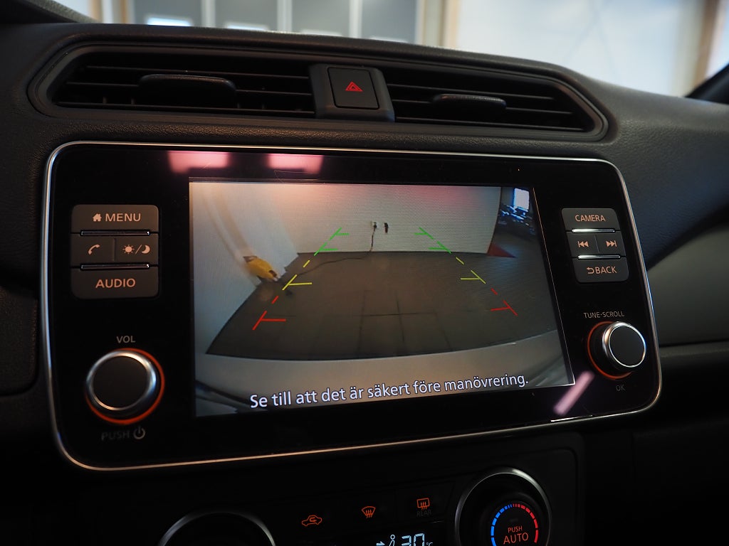 Nissan Leaf 40 kWh 150hk Acenta |Backkamera| Rattvärme | 2023