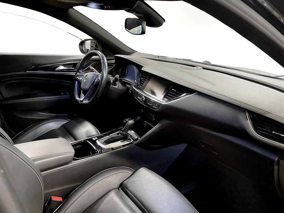 Bild på Opel Insignia Grand Sport 2.0 Turbo D 4x4 210hk Aut - OPC, TAKLUCKA