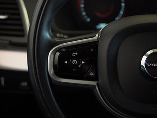 SUV Volvo XC90 18 av 21