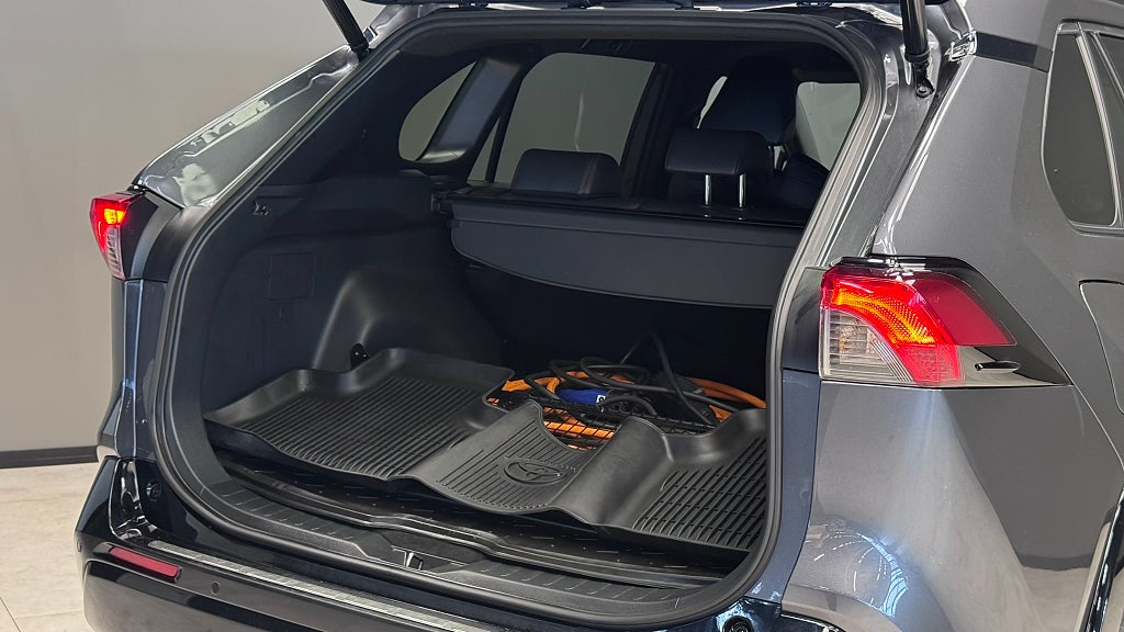 Toyota RAV4 2023 - miniatyr 18