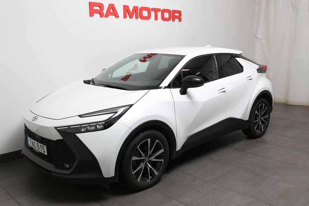 Toyota C-HR 1,8 Hybrid e-CVT Style Teknik Navi 2024
