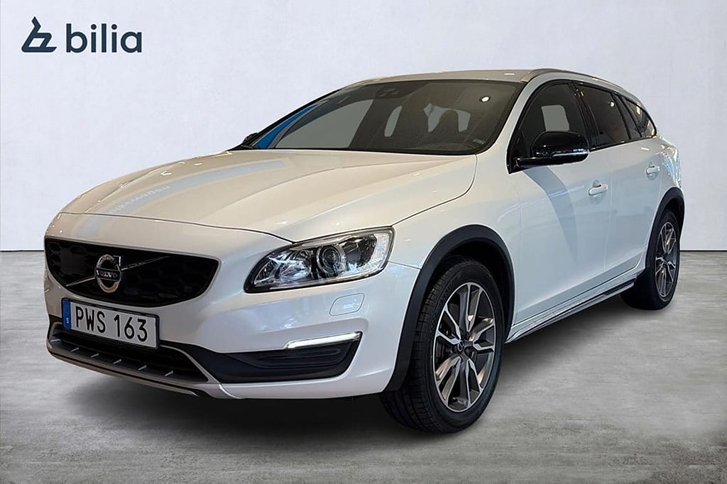 Volvo V60 Cross Country D4 AWD Summum Värm Drag 190HK