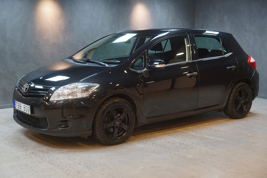 Toyota Auris 1,6VVT 5D