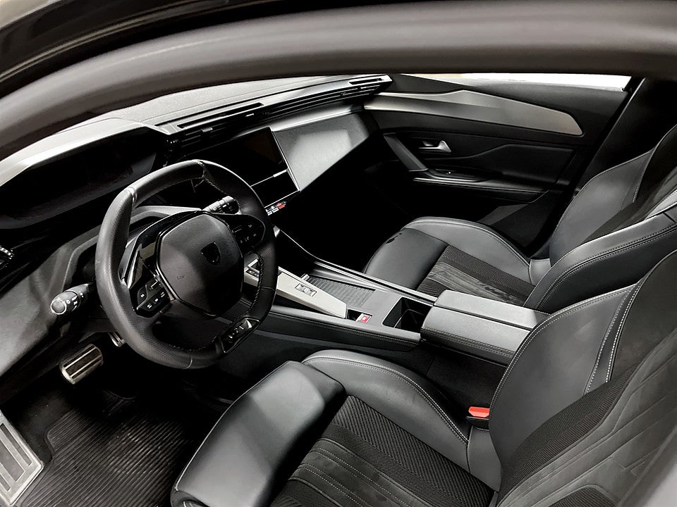 Bild på Peugeot 308 5D GT 1.2 PT Aut 360-KAMERA CARPLAY 130hk