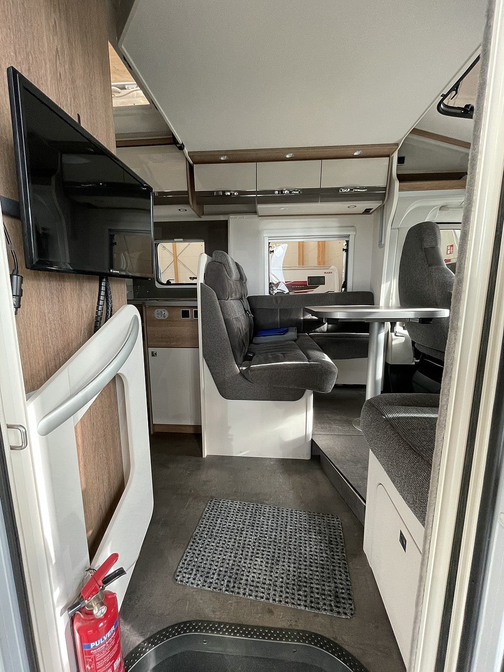 Dethleffs Trend 7057 / B-körkort / Taksäng / Långbädd / Garage / 4495kr/må - Dethleffs