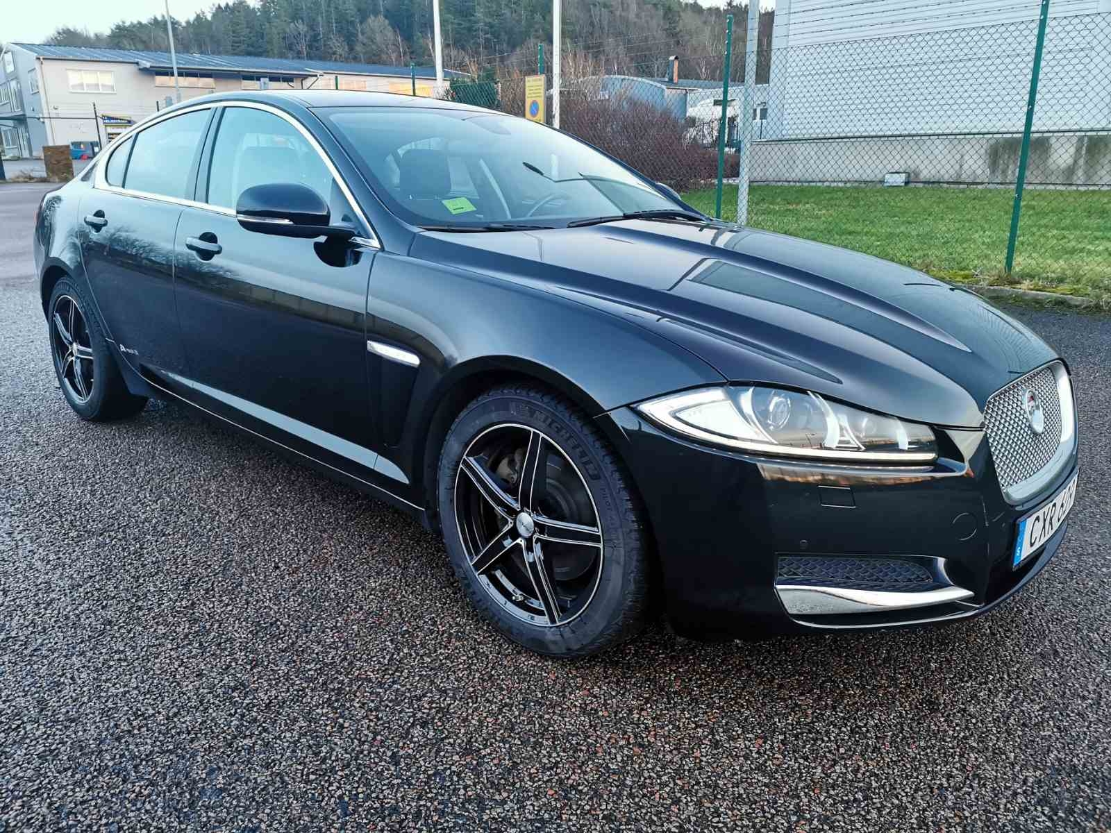Jaguar XF 2.2 TDi4 Automat Alcantara 2015, bild 3/48
