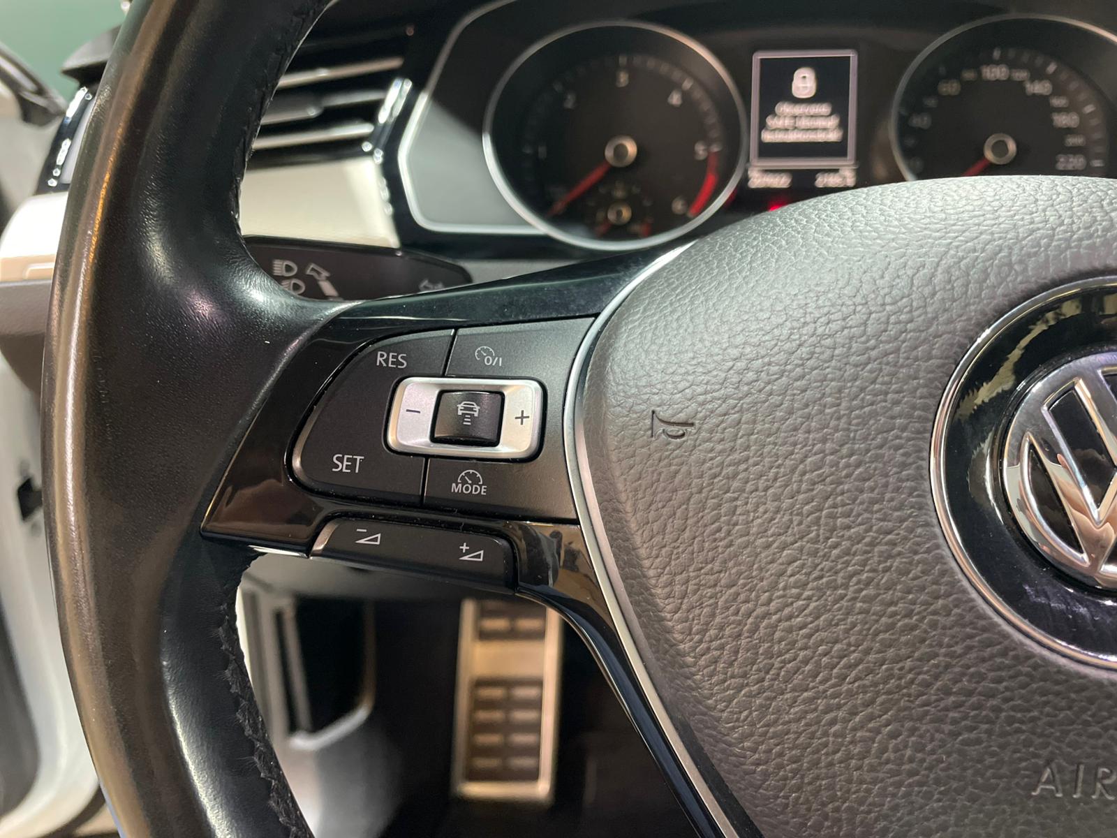 Volkswagen Passat 2016, bild 7/39