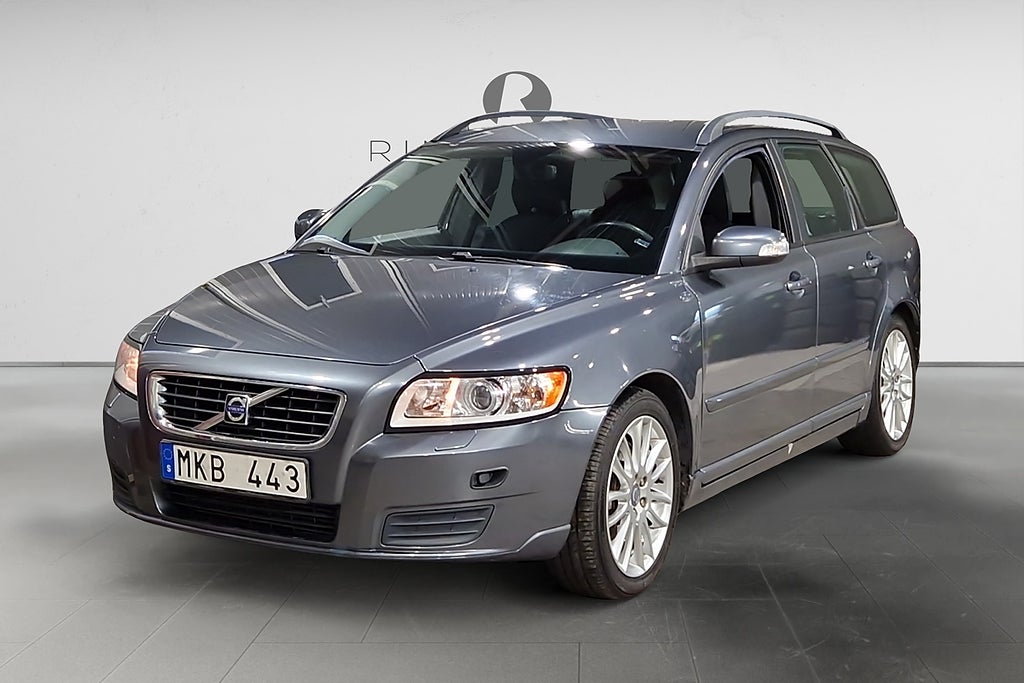 Volvo V50 T5 230 HK KINETIC M&K 0.64L/MIL KAMREM BYTT 17"