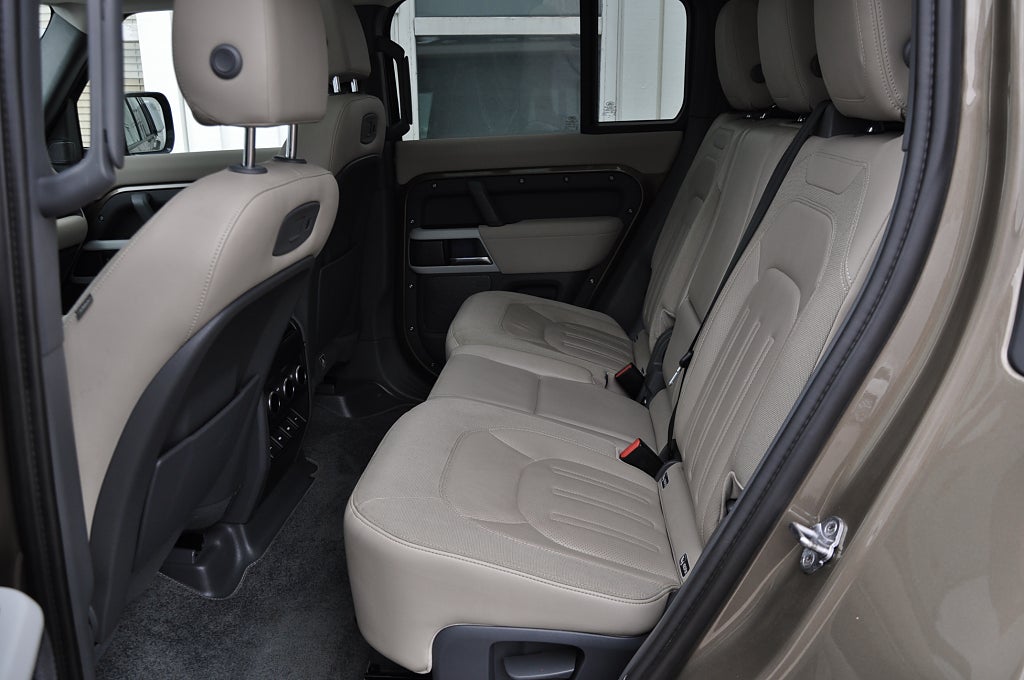 Land Rover Defender 2020 - miniatyr 6