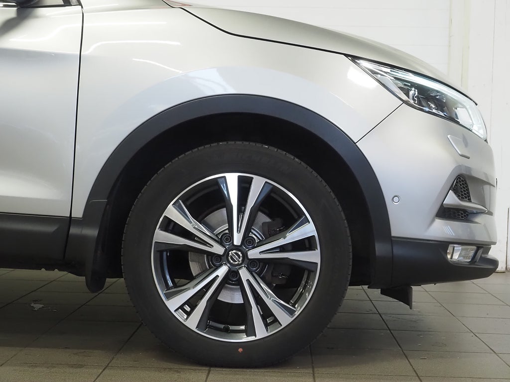 Nissan Qashqai 1.3 158hk DIG-T DCT Tekna | Navi | Backkamera | 2019