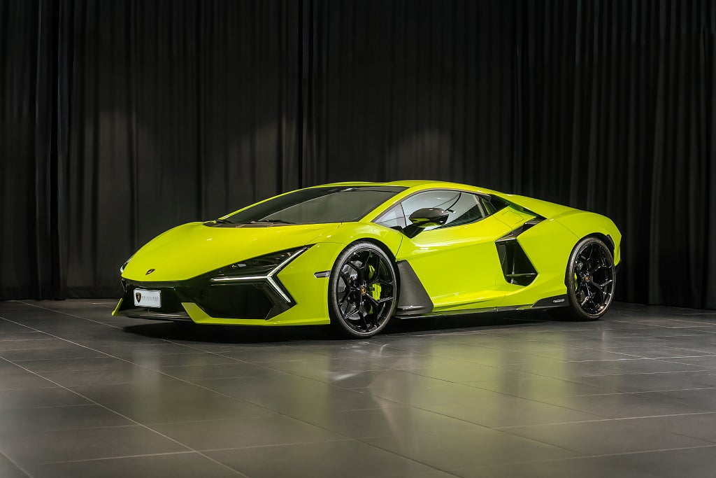 Lamborghini Revuelto 1015 hk  / Verde Scandal / Full Carbon / VAT