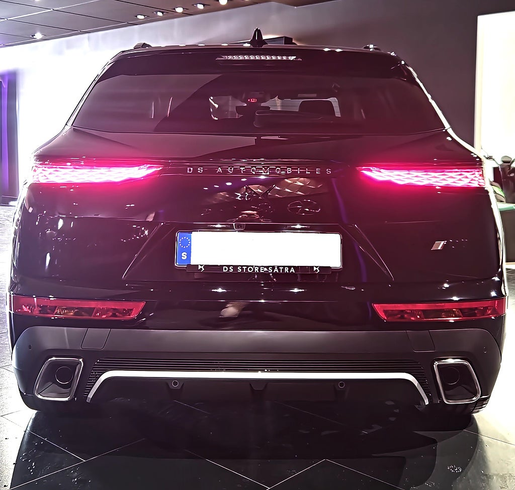 Bild på DS 7 Crossback E-Tense Performance Line+ 300hk Aut AWD - 360-KAMERA, CARPLAY, M