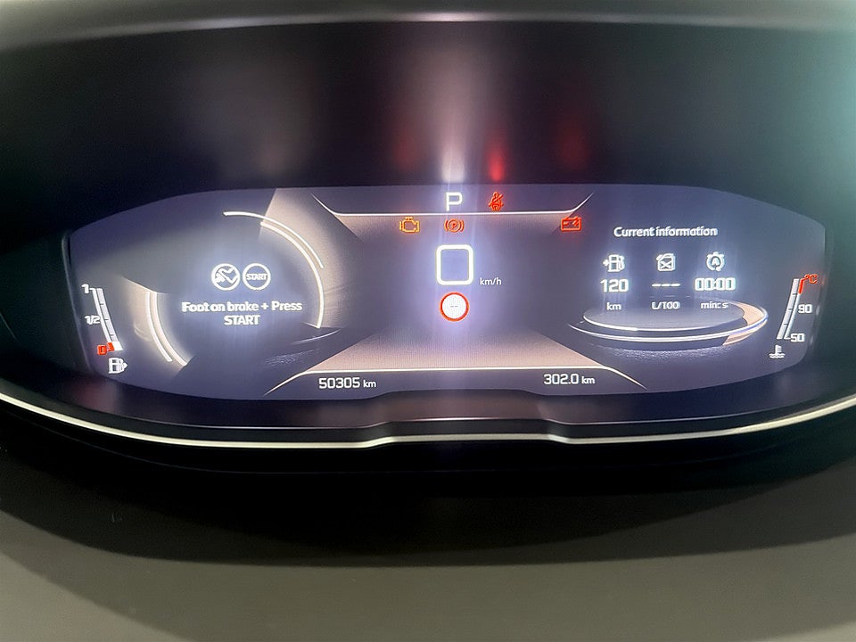 Bild på Peugeot 5008 GT 1.2 PT 130hk Aut 7-SITS B-KAMERA CARPLAY
