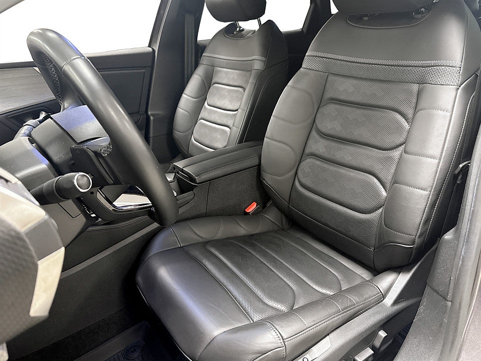 Bild på Citroën C5 X Shine PHEV 225hk Aut B-KAMERA NAVI