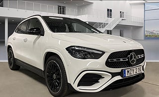 SUV Mercedes-Benz GLA 12 av 12