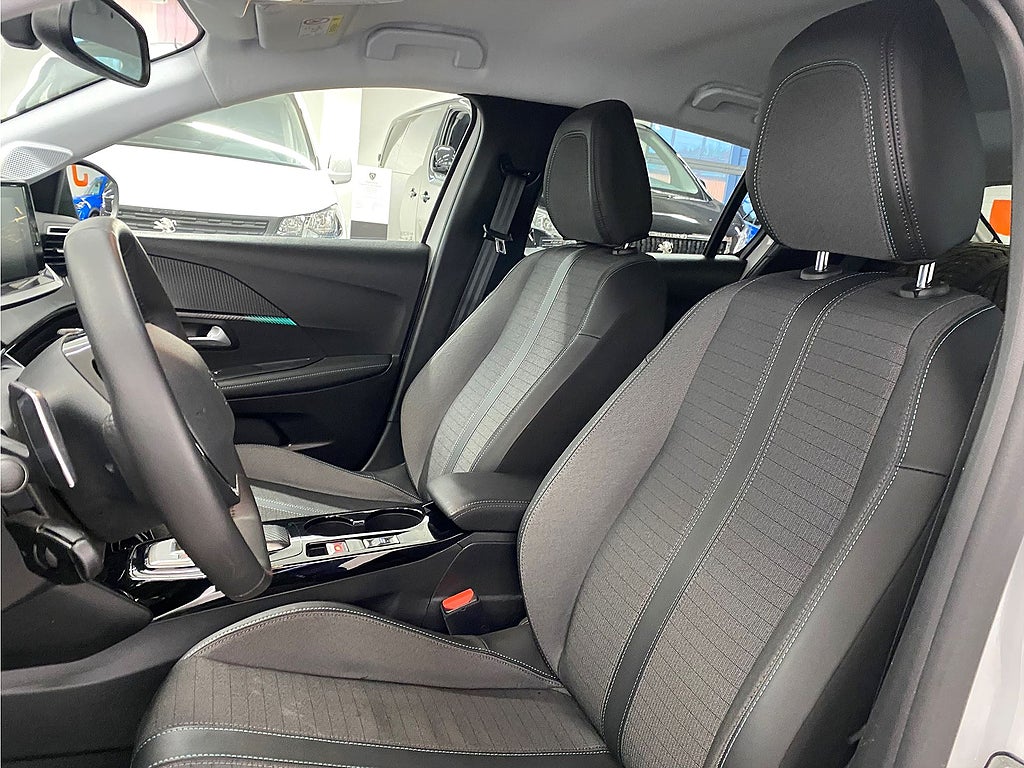 Bild på Peugeot 208 Allure 1.2 PureTech 100hk Aut - Carplay