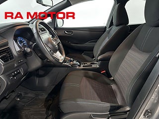 Halvkombi Nissan Leaf 9 av 26