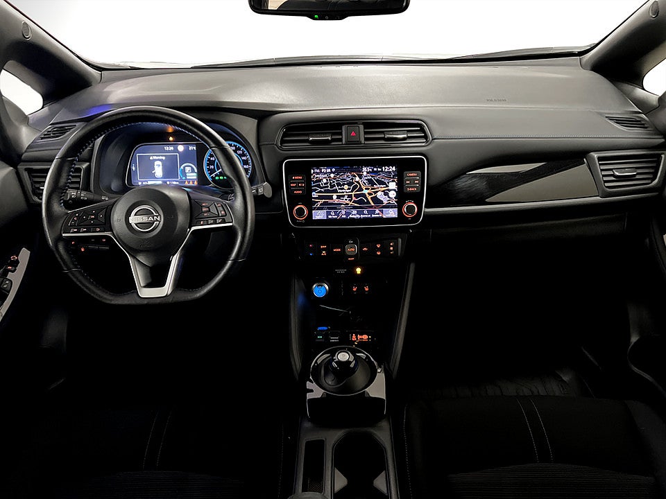 Bild på Nissan Leaf N-Connecta 5D 39kWh 150hk Aut P-SENSORER NAVI