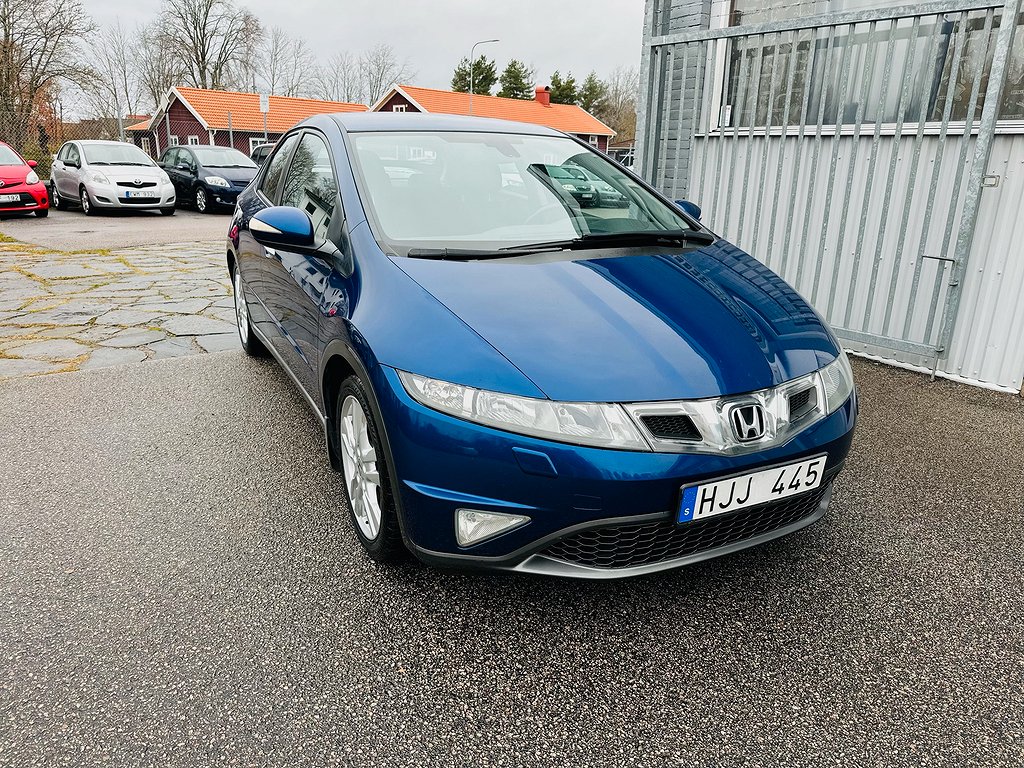 Honda Civic 1.8 i-VTEC 140HK SPORT 