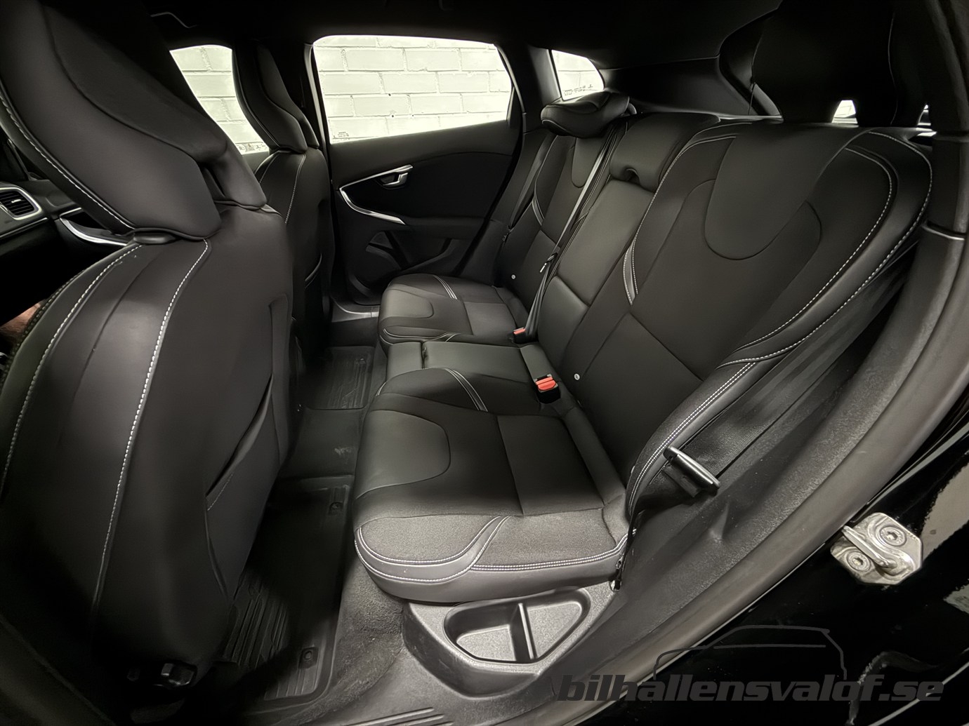Volvo V40 D2 Momentum 2017, bild 5/39