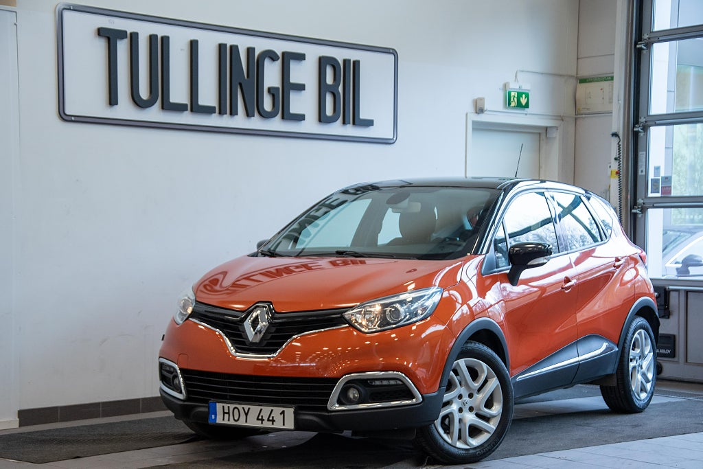 Renault Captur 1.2 TCe 120HK AUT Värmare Keyless P-Sensorer Navi 17" 