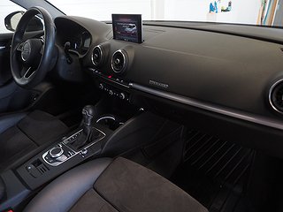 Halvkombi Audi A3 6 av 14